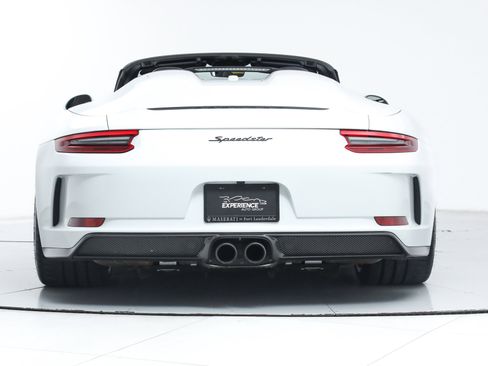 Used 2019 Porsche 911 Speedster image 9