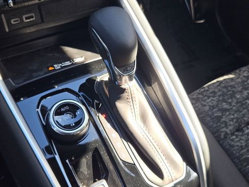 New 2026 Chevrolet Colorado Z71 image 18