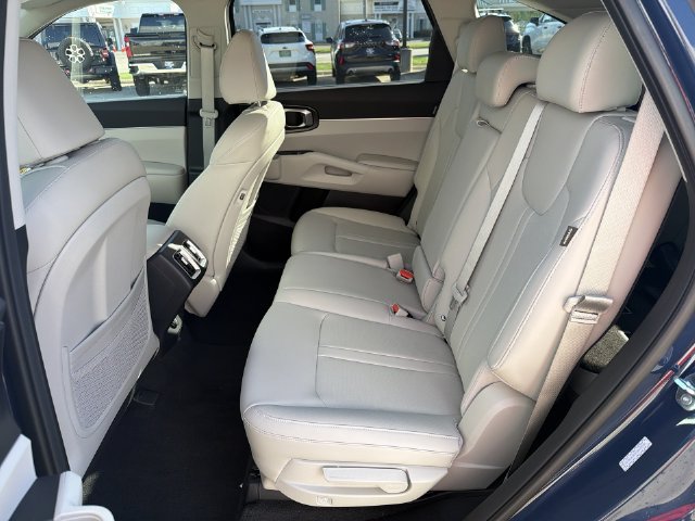 Used 2026 Kia Sorento S AWD/4WD image 30