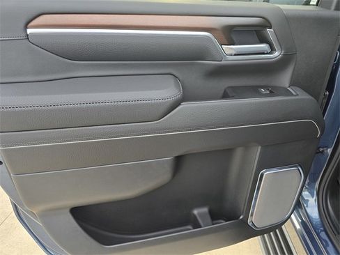 New 2026 GMC Sierra 2500 Denali w/ Denali Reserve Package image 11