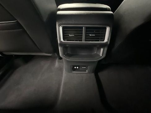 Used 2024 Volkswagen Atlas Cross Sport SE AWD/4WD image 20