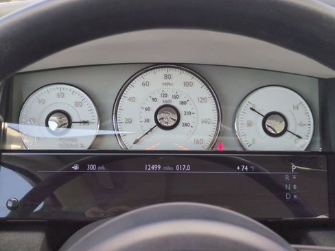 Used 2016 Rolls-Royce Ghost image 28