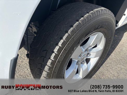 Used 2019 RAM 1500 Classic SLT image 25