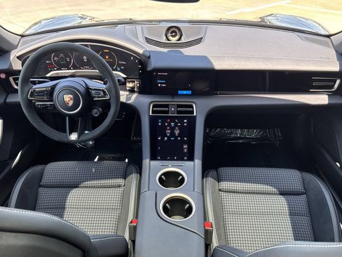 New 2025 Porsche Taycan 4S AWD/4WD image 13