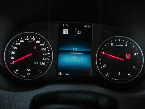 Used 2024 Mercedes-Benz Sprinter 2500 image 25