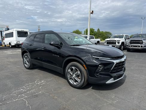 Certified 2024 Chevrolet Blazer LT w/ Convenience Package FWD image 7