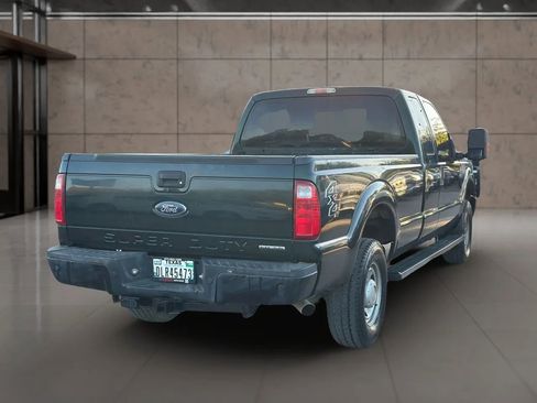 Used 2015 Ford F250 XL w/ Power Equipment Group image 4