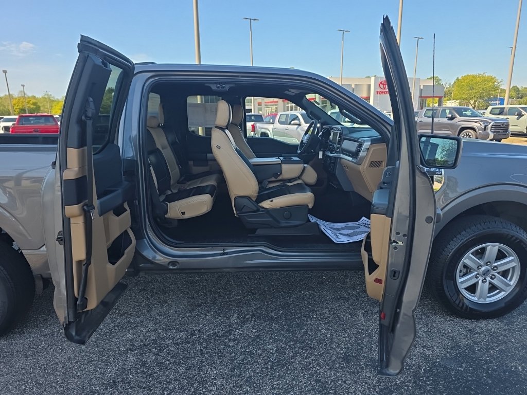 Used 2022 Ford F150 XLT AWD/4WD image 11