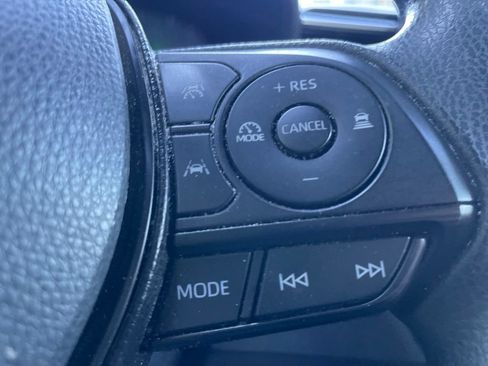 Used 2023 Toyota Corolla LE w/ LE Premium Package FWD image 11