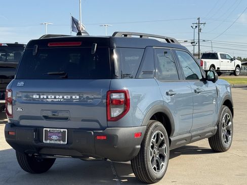 New 2026 Ford Bronco Sport Outer Banks w/ Outer Banks Tech Package+ AWD/4WD image 4