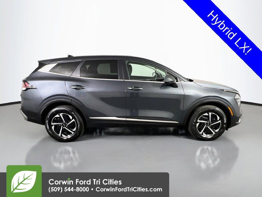 Used 2024 Kia Sportage LX AWD/4WD image 17