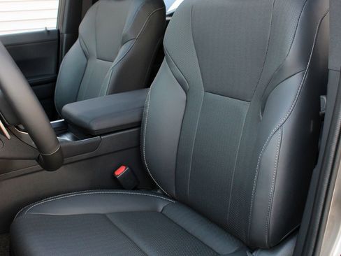 Used 2024 Lexus GX 550 w/ Accessory Package (Z1) image 10