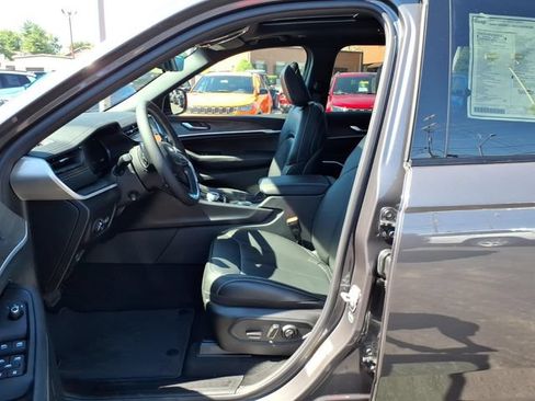 New 2026 Jeep Grand Cherokee L Limited AWD/4WD image 6