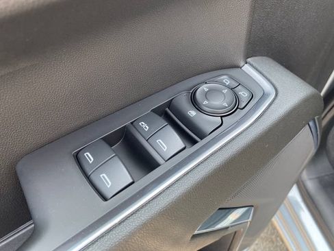 Certified 2024 Chevrolet Silverado 1500 LT AWD/4WD image 18