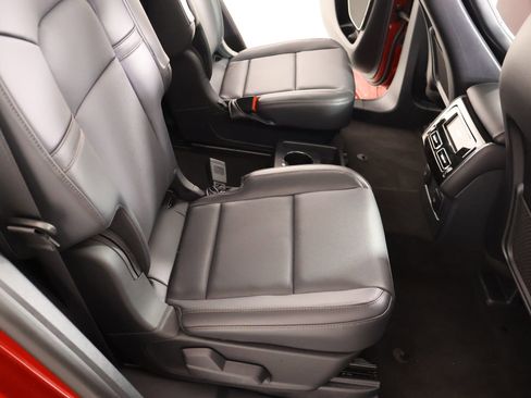 New 2026 Lincoln Aviator AWD w/ Jet Appearance Package image 15