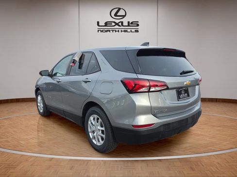 Used 2023 Chevrolet Equinox LS w/ LS Convenience Package image 7