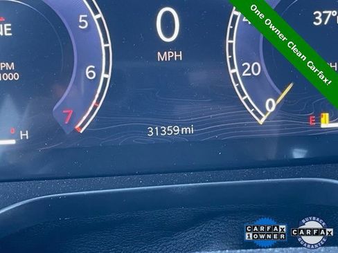 Used 2023 Jeep Grand Cherokee Limited w/ Luxury Tech Group II image 10