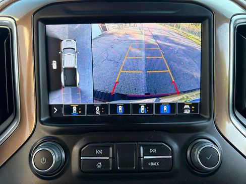 Used 2022 Chevrolet Silverado 3500 High Country w/ Safety Package II AWD/4WD image 37