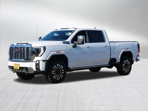 Used 2025 GMC Sierra 2500 Denali w/ Denali Reserve Package image 3