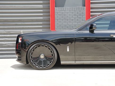 Used 2020 Rolls-Royce Phantom Extended Wheelbase RWD image 12