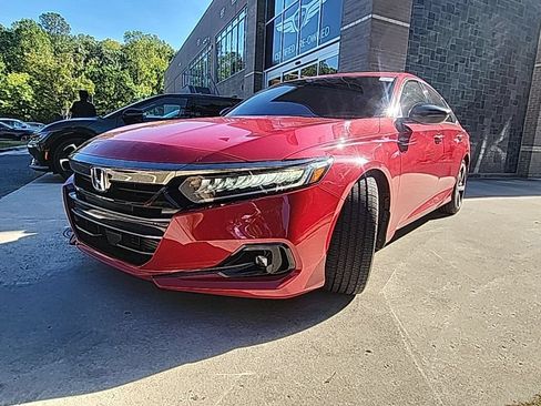 Used 2021 Honda Accord Sport Special Edition image 5