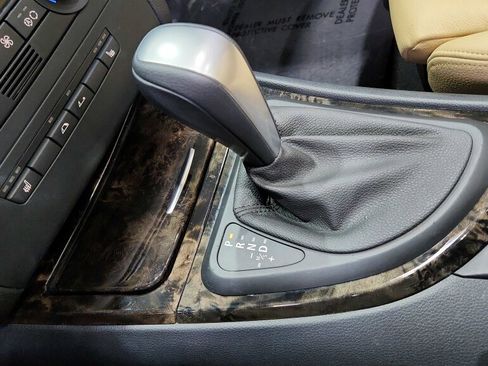 Used 2009 BMW 135i Convertible image 14