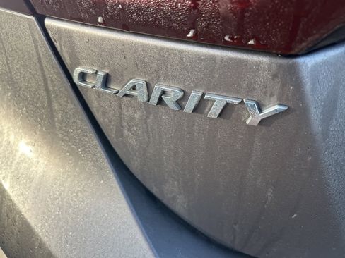 Used 2018 Honda Clarity Plug-In Hybrid image 5