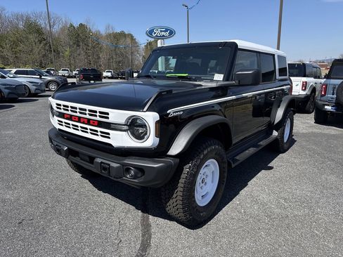 New 2025 Ford Bronco Heritage Edition image 3