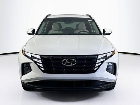 Used 2024 Hyundai Tucson SEL w/ Convenience Package FWD image 2