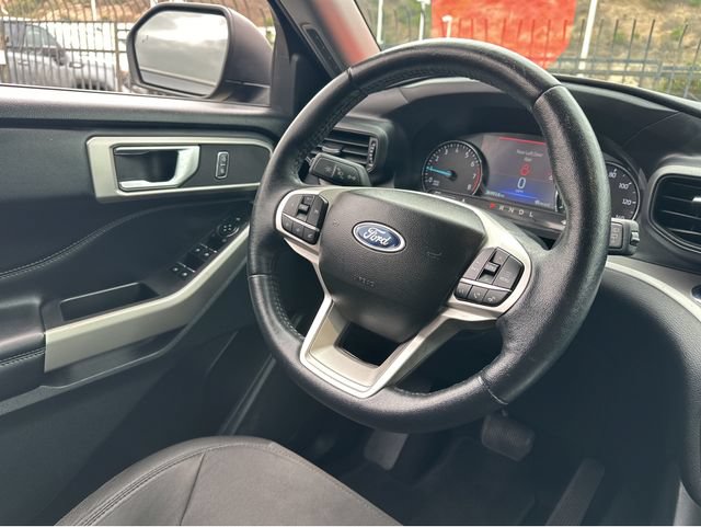 Used 2023 Ford Explorer XLT RWD image 8
