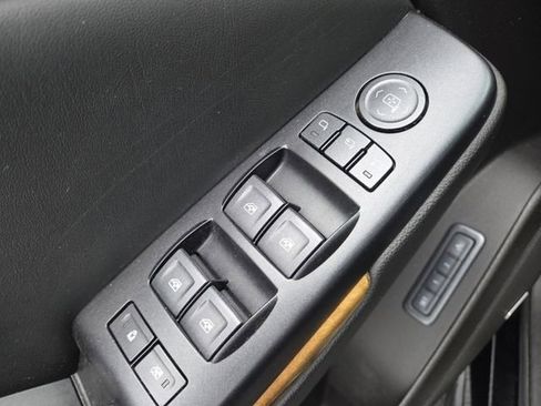 Used 2015 GMC Yukon Denali w/ Open Road Package image 12