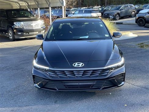 Certified 2025 Hyundai Elantra Sport image 2