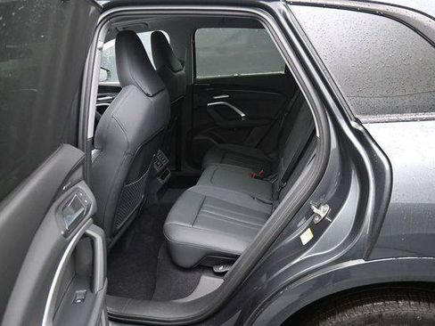New 2026 Audi Q5 Prestige AWD/4WD image 11