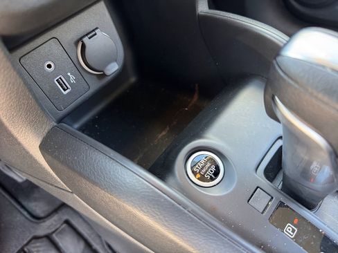 Used 2025 Nissan Kicks Play S image 19