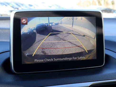 Used 2016 MAZDA MAZDA3 i Sport image 12