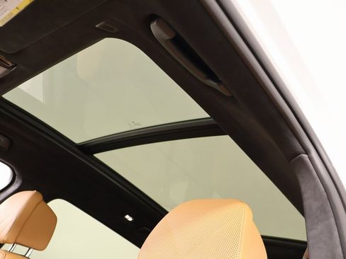 Used 2024 BMW X7 xDrive40i w/ M Sport Package image 17