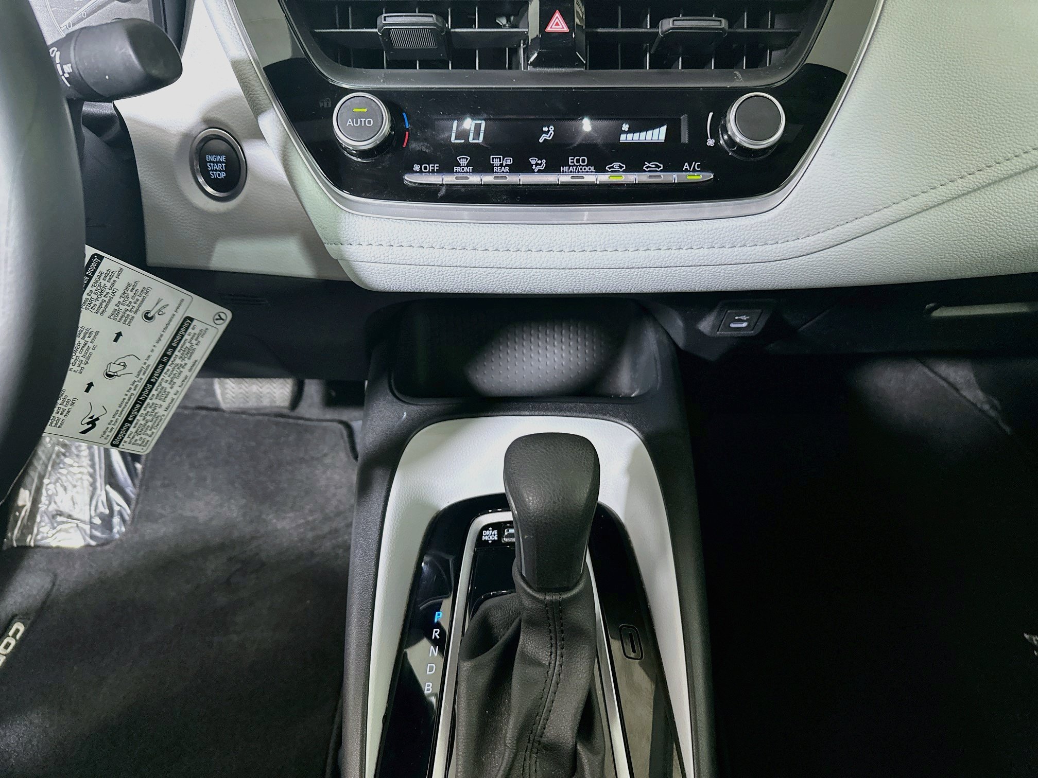 Used 2024 Toyota Corolla SE FWD image 23
