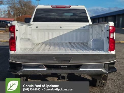 Used 2025 Chevrolet Silverado 2500 LT image 17