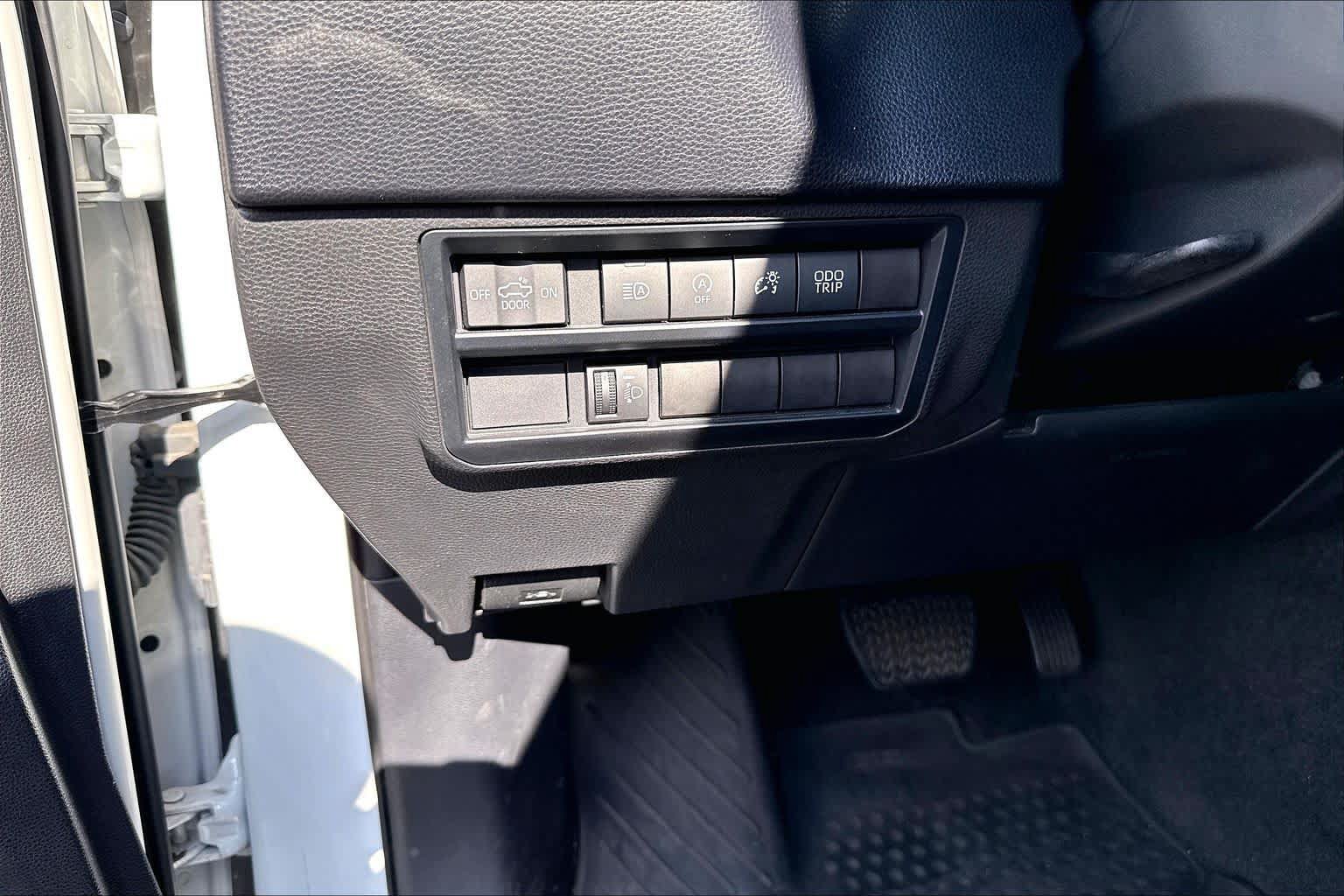 Used 2023 Toyota Tundra SR5 w/ SX Package AWD/4WD image 33