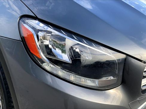 Used 2019 Mercedes-Benz GLC 300 image 28