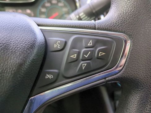 Used 2018 Chevrolet Cruze LT w/ Convenience Package image 24