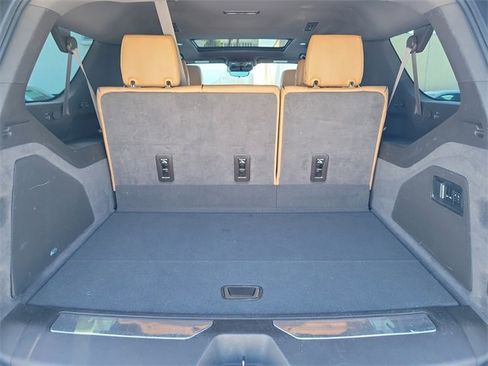 Certified 2022 Cadillac Escalade ESV Premium Luxury w/ Performance Package image 12