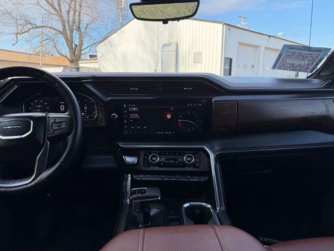 Used 2025 GMC Sierra 1500 Denali Ultimate image 25