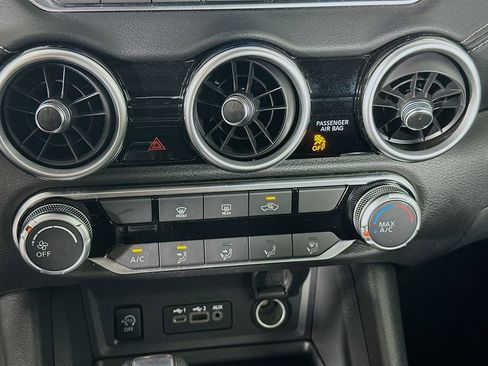 Used 2024 Nissan Sentra SV image 22