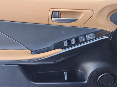 Certified 2025 Lexus IS 350 F Sport image 68