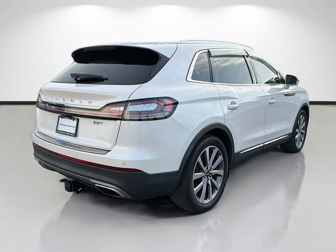 Used 2019 Lincoln Nautilus Select FWD image 3