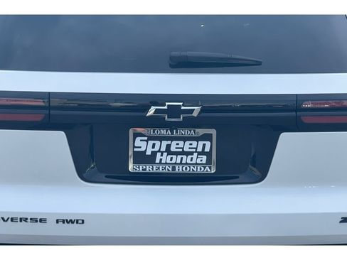 Used 2025 Chevrolet Traverse Z71 w/ Enhanced Driving Package AWD/4WD image 15