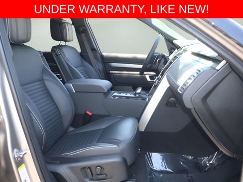 Used 2025 Land Rover Discovery Dynamic SE AWD/4WD image 17