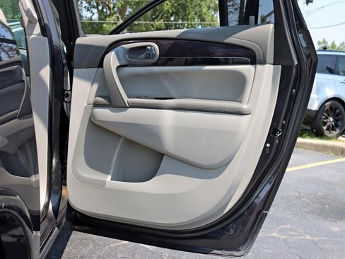 Used 2015 Buick Enclave Leather image 32