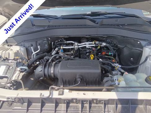 Used 2021 Ford Explorer XLT AWD/4WD image 36